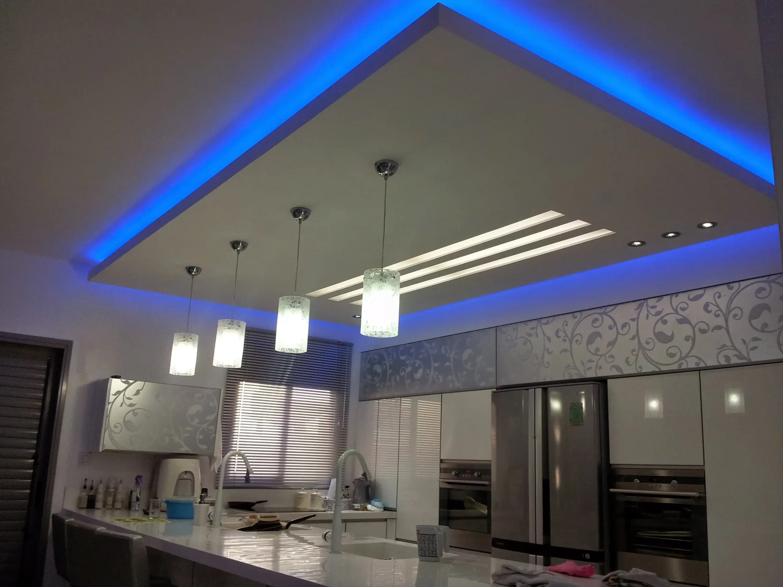 תקרות גבס מעוצבות לסלון , תקרות גבס מיוחדות